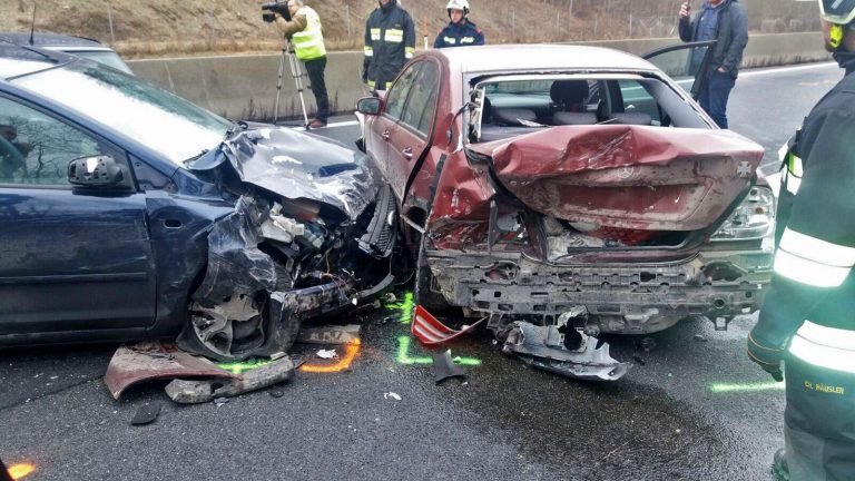 20161222 Verkehrsunfall Verfolgungsjad auf der A21 RFb Wien bei