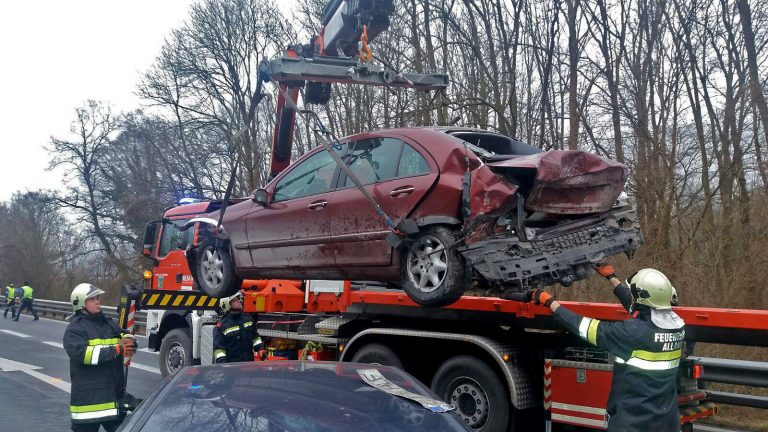 20161222 Verkehrsunfall Verfolgungsjad auf der A21 RFb Wien bei