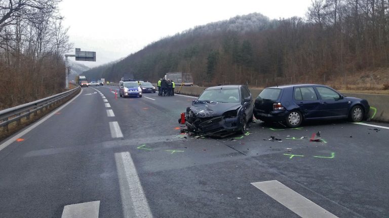 20161222 Verkehrsunfall Verfolgungsjad auf der A21 RFb Wien bei