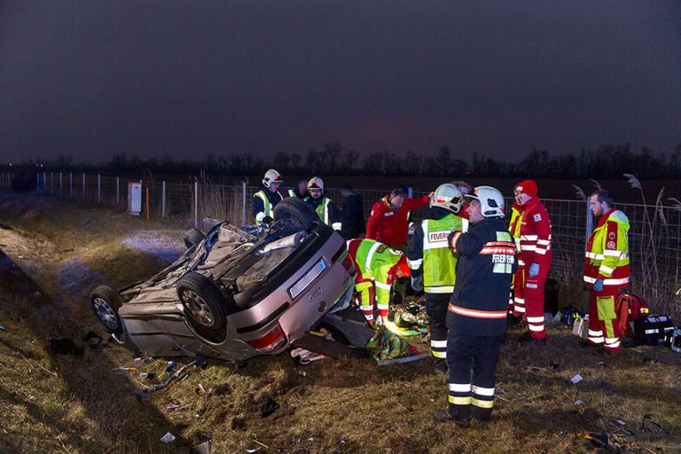 20161222 Verkehrsunfall A2 Rfb Wien bei Guntramsdorf   Foto: Ste