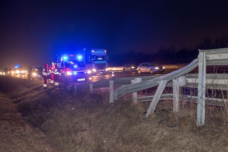 20161222 Verkehrsunfall A2 Rfb Wien bei Guntramsdorf   Foto: Ste