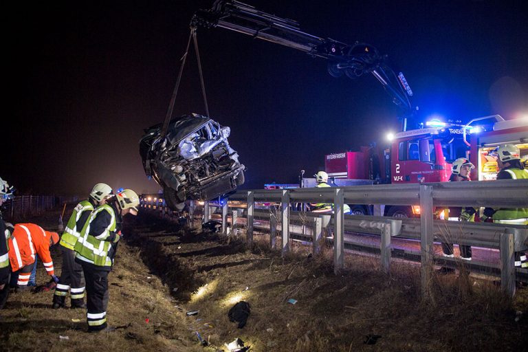20161222 Verkehrsunfall A2 Rfb Wien bei Guntramsdorf   Foto: Ste