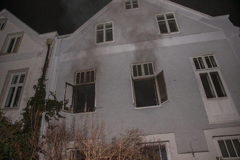 20161226 Wohnungsbrand in Baden  Foto: Stefan Schneider
