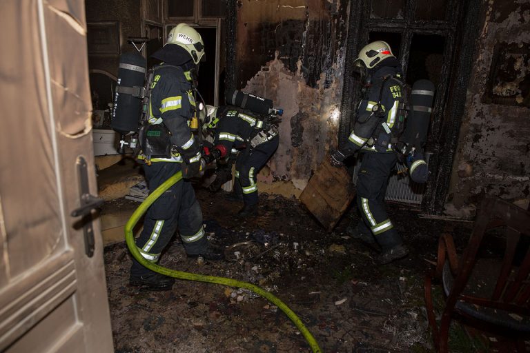 20161226 Wohnungsbrand in Baden  Foto: Stefan Schneider