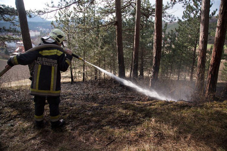 20170307 Flurbrand in Pottenstein  Foto: Stefan Schneider BFK Ba