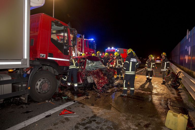 20170509 Tödlicher Verkehrsunfall auf der A2 zwischen Baden und