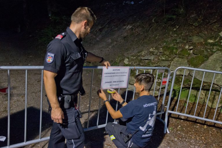 20170826 Felssturz am Badener Wegerl im Helenental fordert Teils