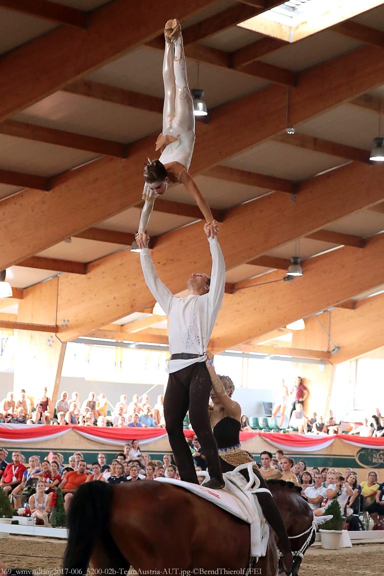 369_wmvaulting2017-006_5200-02b-TeamAustria-AUT-1.jpg
