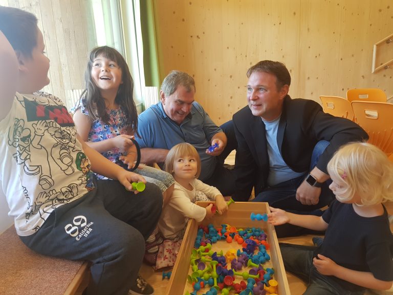 3_Spieletesten mit Bgm Andreas Babler und STR Erich Pinker