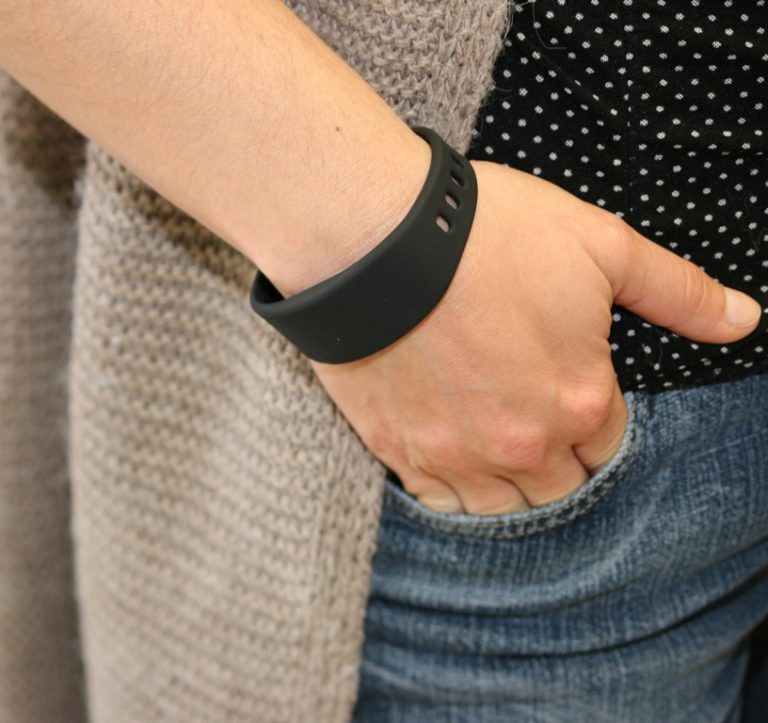 Hand in Hosentasche