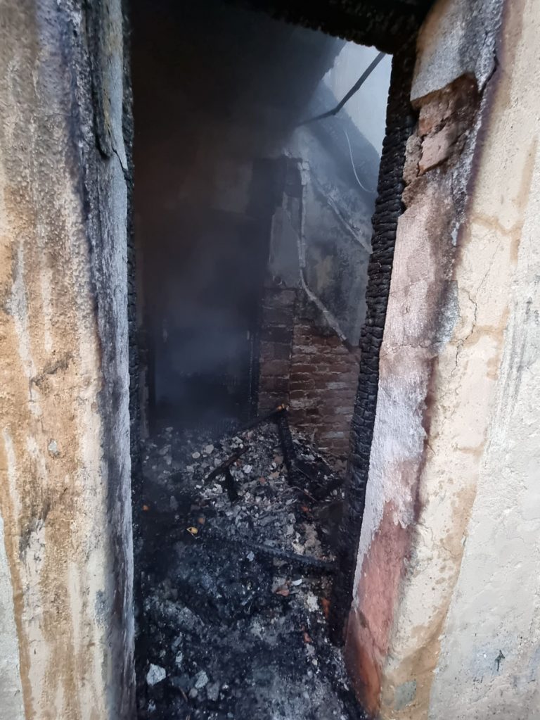 20220110 Wohnhausbrand in Neuhaus Bezirk Baden NÖ