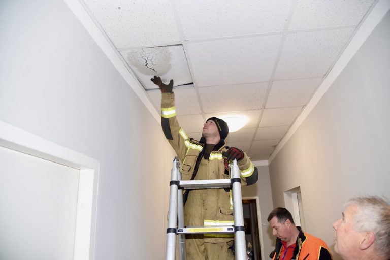 6FCC746C-A6CB-4FBD-81FC-B28D1D6E60E6