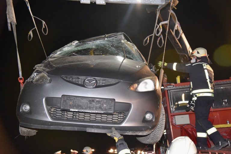 A8A8E2F0-24AE-48BC-9137-03D08E71B165