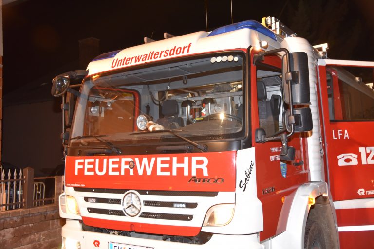 BF1E8411-285F-4E8E-A993-DFC7FBAA098E