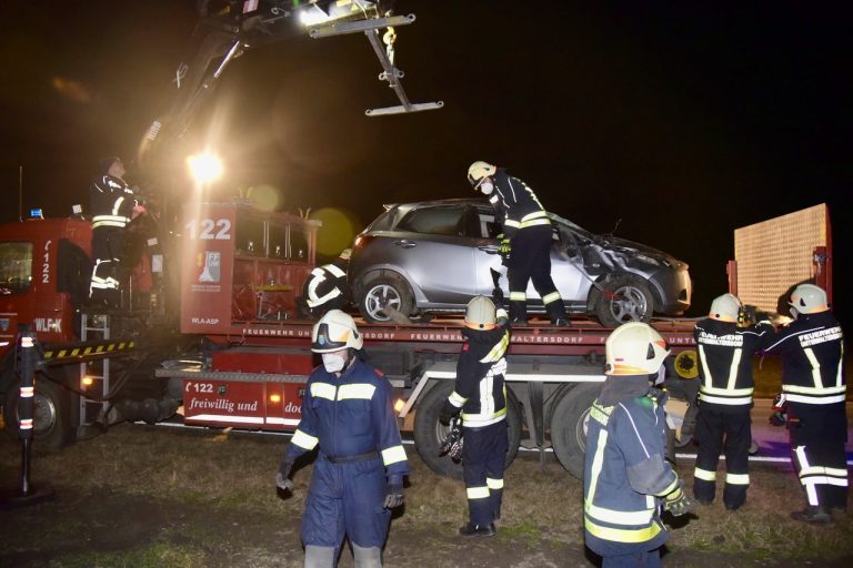 DF1DC12D-28C1-48D2-AA7A-D4EDD5DAA900