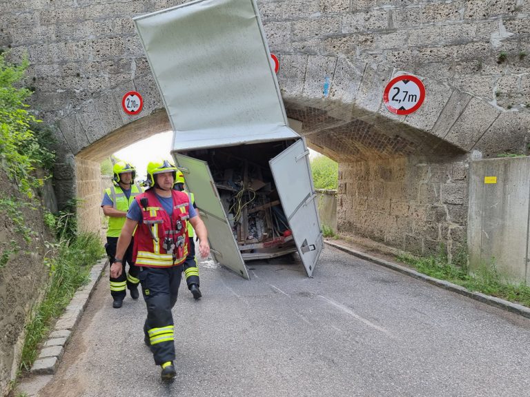 20220717 Verkehrsunfall L4010  Pfaffstätten-Einöde
