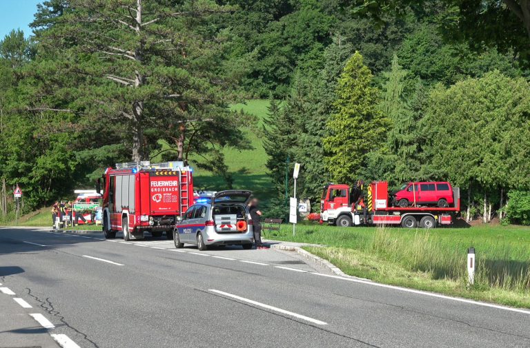 20250719_Verkehrsunfall mit Personensuche auf der LB11 in Groisb