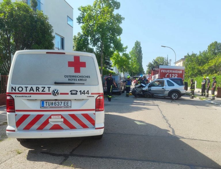 c638b000-5947-42d7-9216-1e349881940e