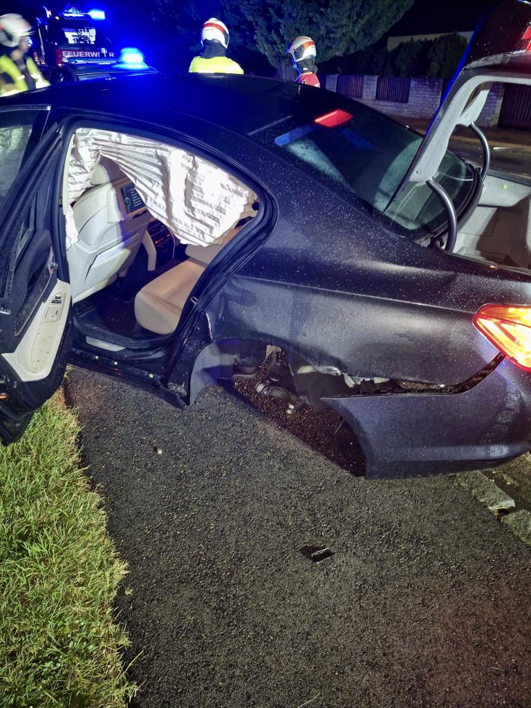 e90fe777-a775-4433-92e9-a3f24d4d7e30