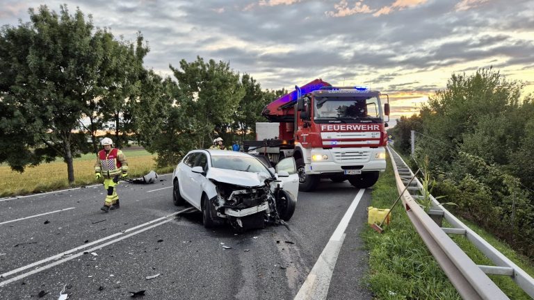 4c03c3fb-31e2-48e9-898d-bdf30823c008