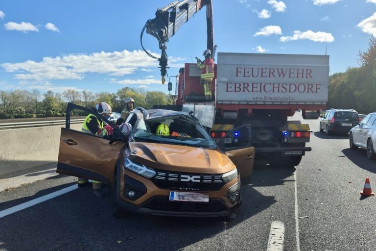 b965b7f9-d1a1-4d3e-9269-e9b1c327145e