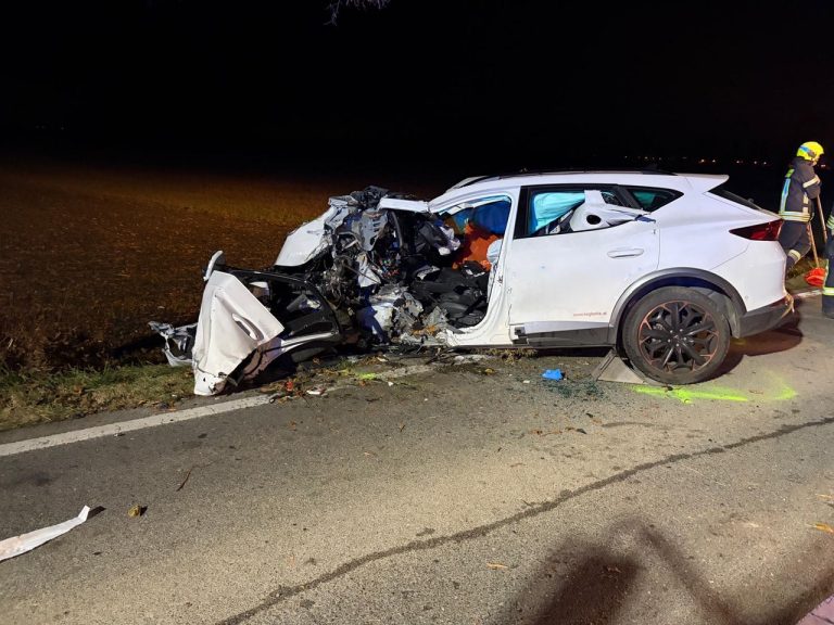 09ce315b-0671-4b0f-8114-46d9317ac0ea