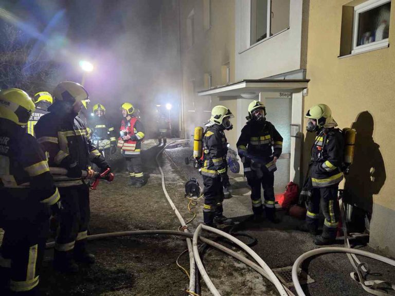 20260201_Kellerbrand in Wohnhausanlage in Berndorf Ortsteil Veit