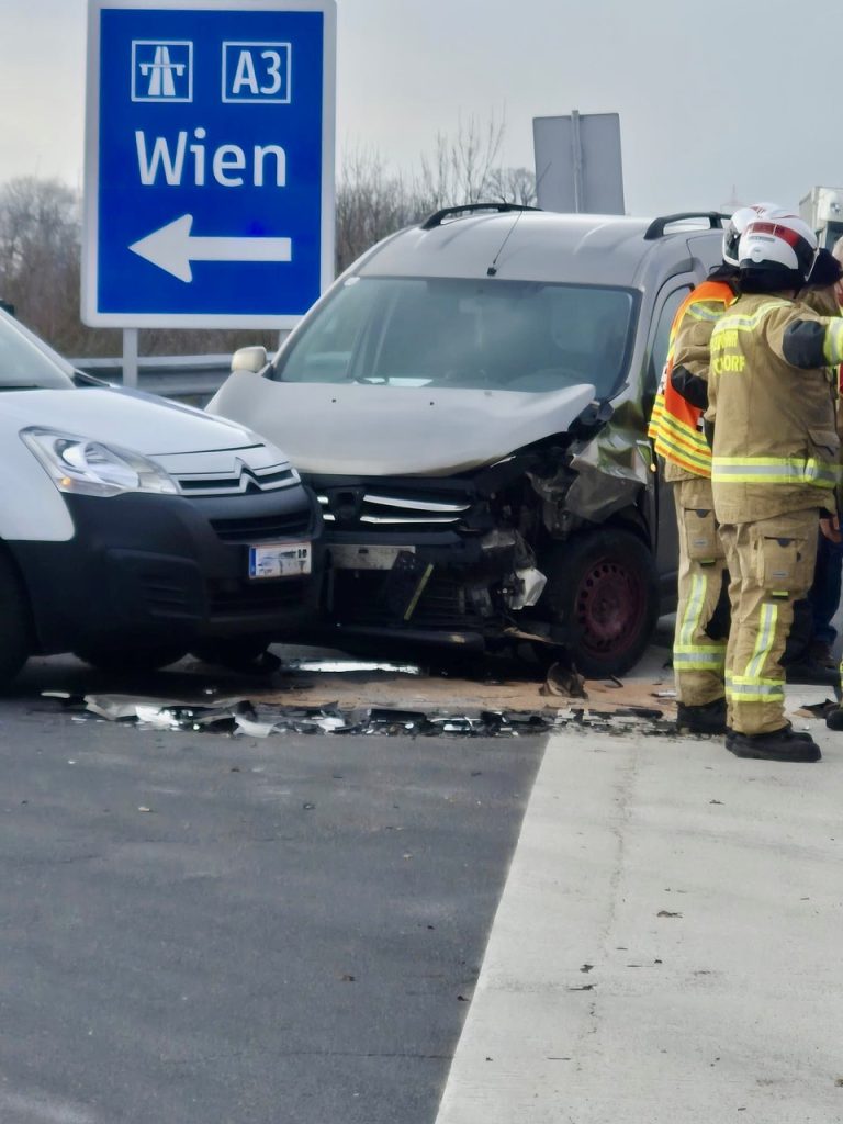 7515b9d6-987b-42e4-8ff6-d8f03098a3d0