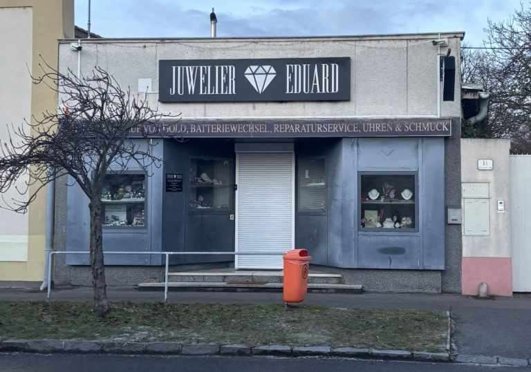 b9931c0a-d72a-413c-a970-5cdc7c1feb5b