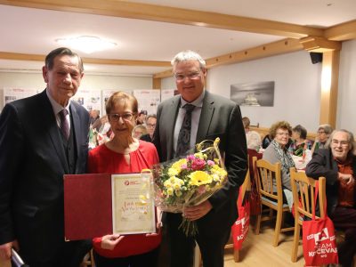 08_21.01.2025 - 75 Jahre Pensionistenverein Unterwaltersdorf BILD 1 Obfrau Christa Spadt Ehrung (7248)