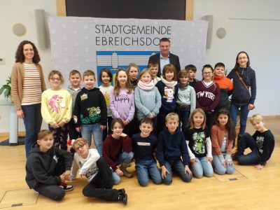 113_14.12.2023 - Volksschüler Ebreichsdorf auf Besuch beim Bürgermeister BILD 2