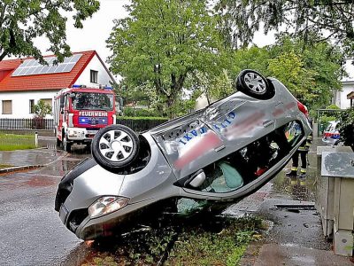 20160620 Verkehrsunfall im Stadtgebiet Bad Vöslau