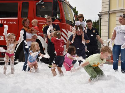20170714 Ferienspiel - Besuch der Feuerwehr Baden Weikersdorf foto_sap (16)