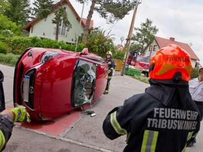 20180524 Verkehrsunfall in Tribuswinkel Neubaugasse  Foto: Stefa