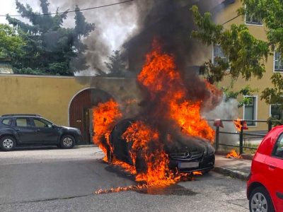 20200522 Fahrzeugbrand in Traiskirchen