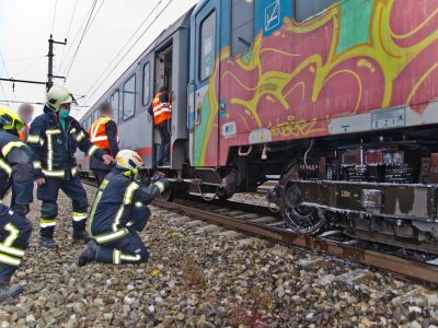20201112 Brandverdacht bei Eurocity-Zug am Frachtenbahnhof Baden