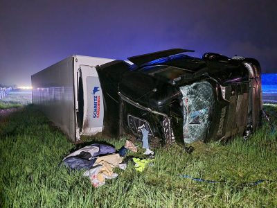 20230502 LKW Unfall auf der A2 Gemeindegebiet Traiskirchen RFB W