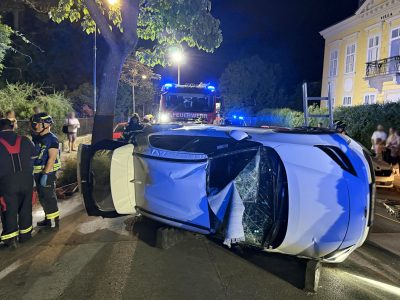 20260815_T2 Verkehrsunfall Baden Helenenstrasse NÖ