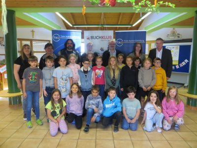 56_01.07.2024 - NÖ Presseausssendung_Buchklub_TAG_Hörspielprojekt_Juni 2024_Bgm_Unterwal.._.BILD Unterwaltersdorf 02