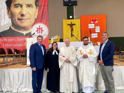 57_02.07.2024 - Verabschiedung von Pater Randa aus dem Don Bosco Gymnasium Unterwaltersdorf BILD