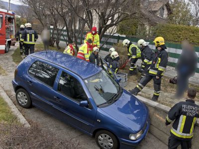 20211204 Personenrettung in Traiskirchen