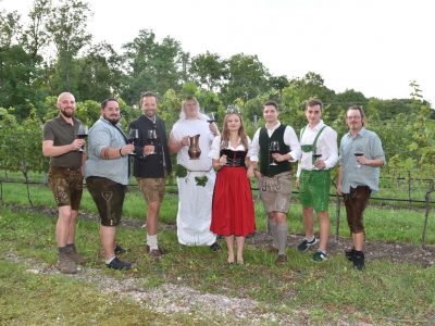 90F9F66B-21B3-4108-BB36-E4D8CC65F40C