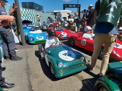 B08F3D25-1E3D-4000-8CE7-38F0C2F0EB8B