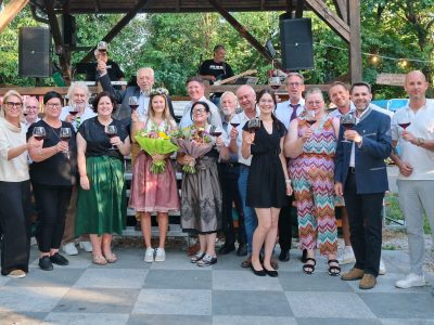 Bild_1_Eröffnung_Großheuriger_Tattendorf_CR