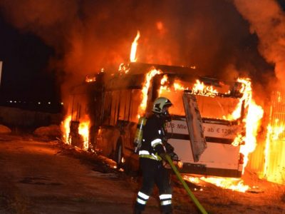 C5DB5CBC-0496-4BD8-A614-87EEC5052039