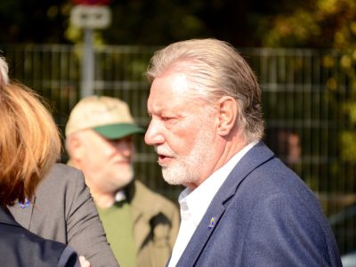 Donald-Trump-vom-Schotterteich-2017-11-17-new-2