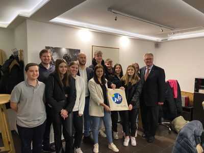 Foto mit dem Ehrengast LAbg Christoph Kainz
