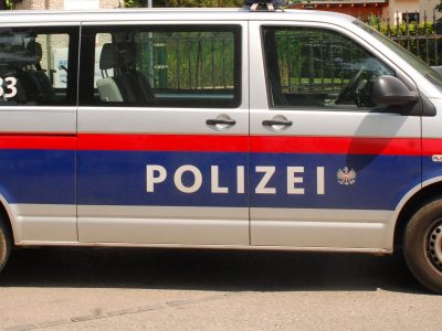 poli